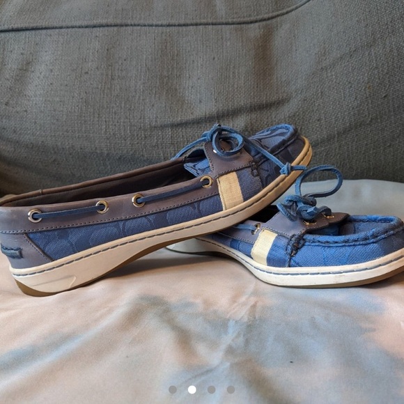 Coach Boat Shoes size 8 - Picture 2 of 4